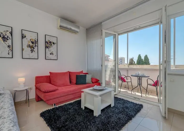 Apartment Seaview In Centre *